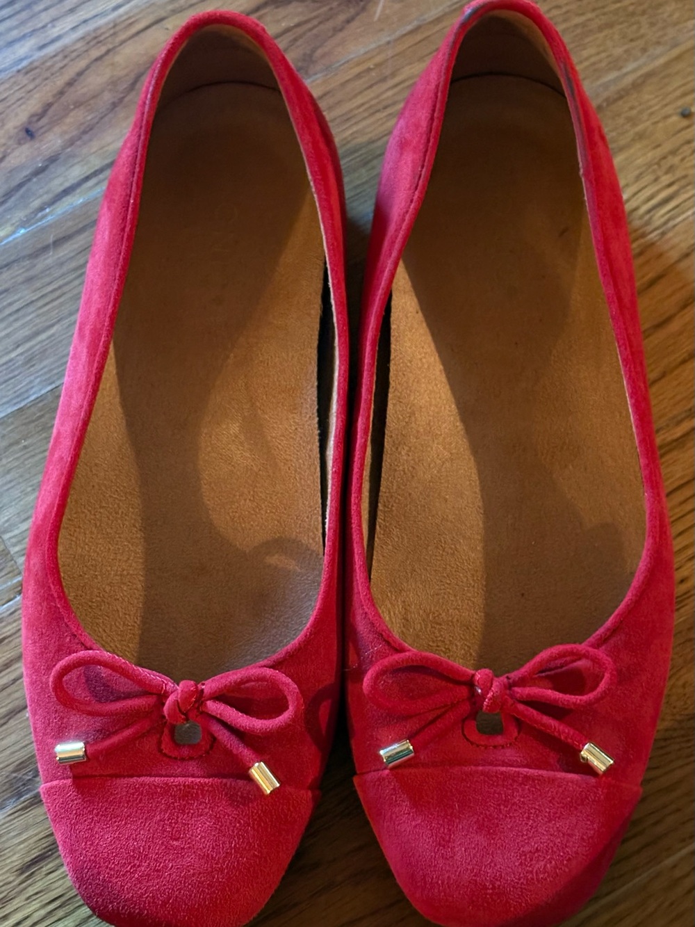 VIONIC “Klara” Womens Red Ballet Comfort Flat Size 9M